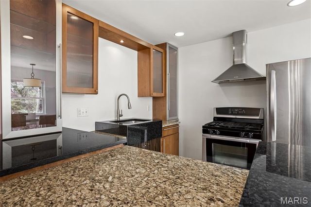 1218 Culverhill Drive, Webster Groves, MO 63119