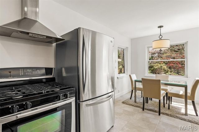 1218 Culverhill Drive, Webster Groves, MO 63119