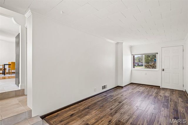 1218 Culverhill Drive, Webster Groves, MO 63119