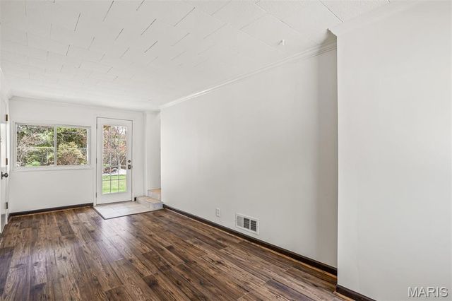 1218 Culverhill Drive, Webster Groves, MO 63119