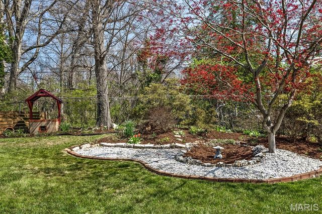 1218 Culverhill Drive, Webster Groves, MO 63119