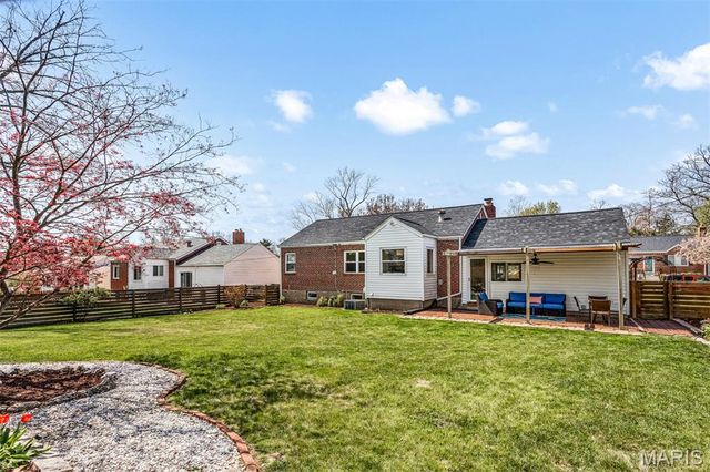 1218 Culverhill Drive, Webster Groves, MO 63119
