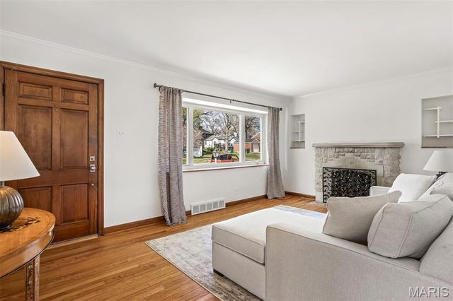 1218 Culverhill Drive, Webster Groves, MO 63119