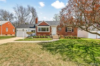 1218 Culverhill Drive, Webster Groves, MO 63119