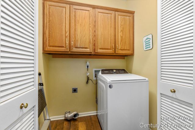 1816 Tiffany Shores Court, Holland, MI 49424