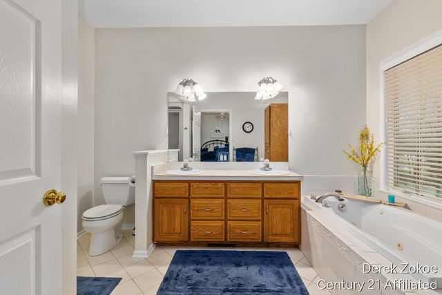 1816 Tiffany Shores Court, Holland, MI 49424