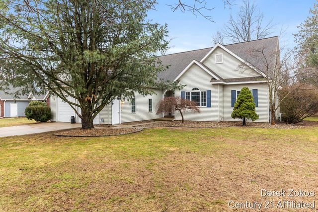 1816 Tiffany Shores Court, Holland, MI 49424