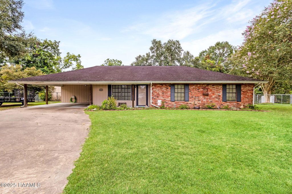 2434 Herbert Drive, Opelousas, LA 70570