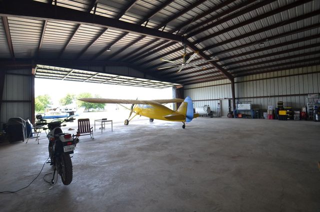4611 Sport Flyers Lane, Brookshire, TX 77423