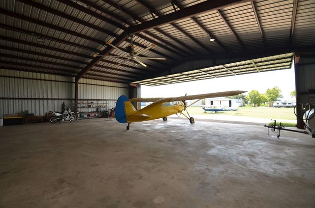 4611 Sport Flyers Lane, Brookshire, TX 77423