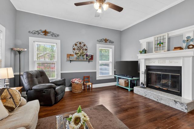 603 N Montgomery, Gilmer, TX 75644