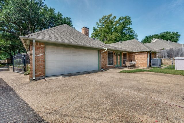 3823 Rochelle Drive, Arlington, TX 76016