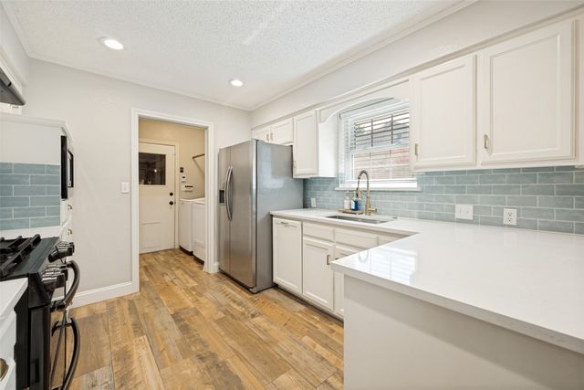 3823 Rochelle Drive, Arlington, TX 76016