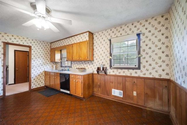 2323 Emerald Falls Drive, Decatur, GA 30035