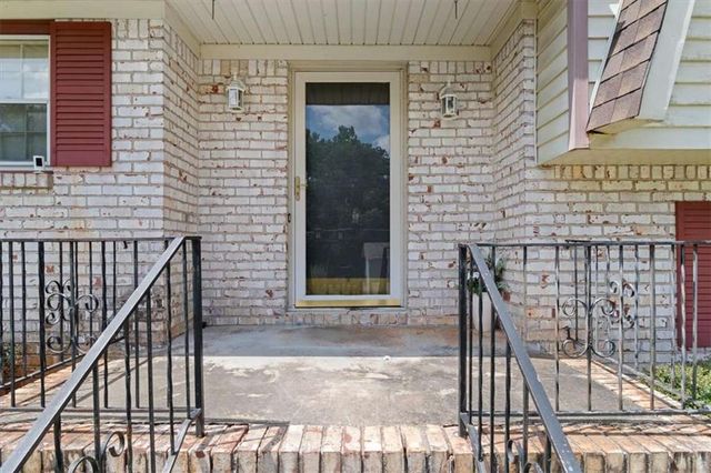 2323 Emerald Falls Drive, Decatur, GA 30035