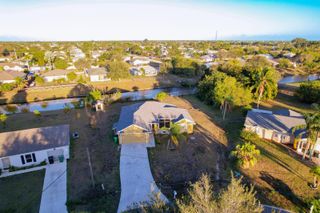 2091 SW Castinet Lane, Port St. Lucie, FL 34953