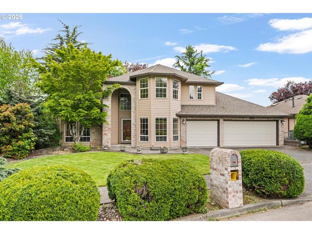 4240 Se JENNIFER Ct, Troutdale, OR 97060