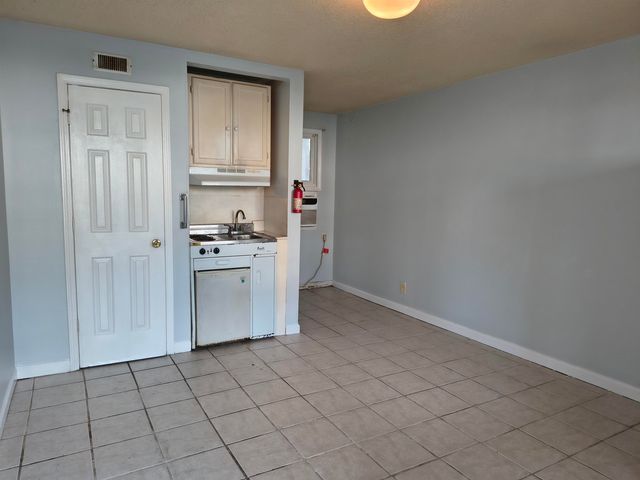 307 Flagg St Unit 106, Myrtle Beach, SC 29577