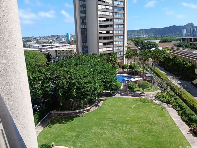 581 Kamoku Street 706, Honolulu, HI 96826