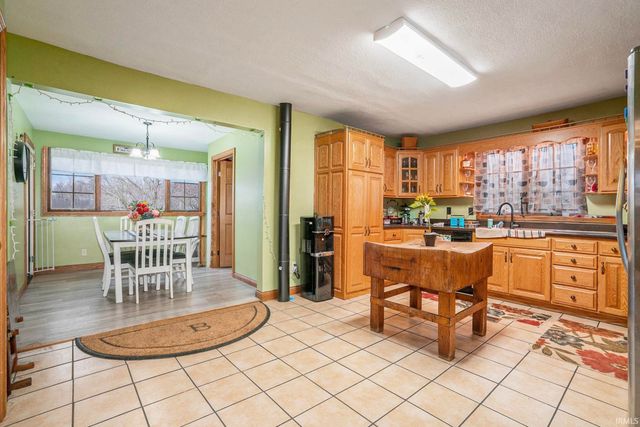 3231 Sycamore Road, Walkerton, IN 46574