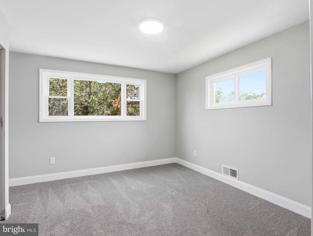 812 GLENVIEW AVE, Glen Burnie, MD 21061