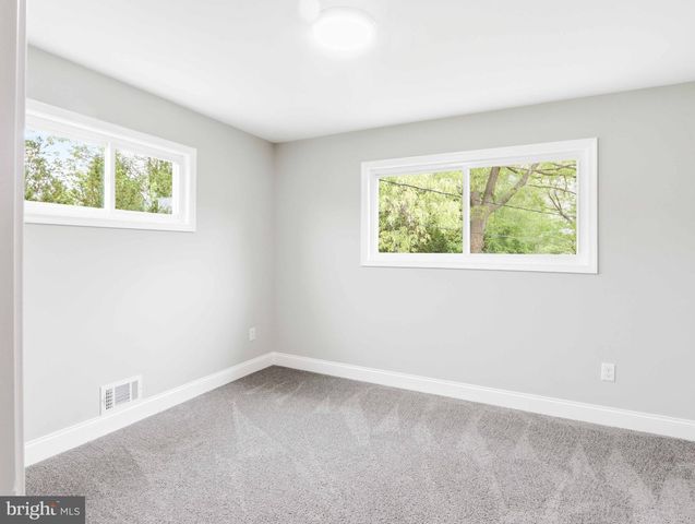812 GLENVIEW AVE, Glen Burnie, MD 21061