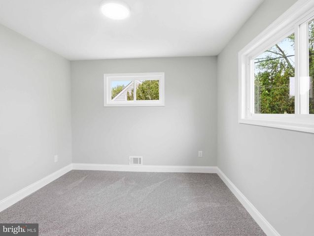 812 GLENVIEW AVE, Glen Burnie, MD 21061