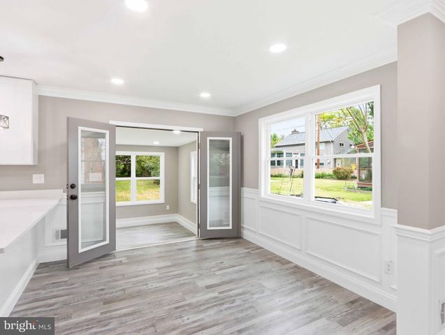 812 GLENVIEW AVE, Glen Burnie, MD 21061