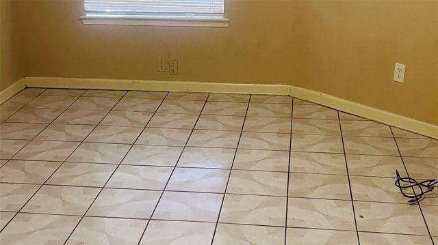 9797 Leawood Boulevard 1407, Houston, TX 77099