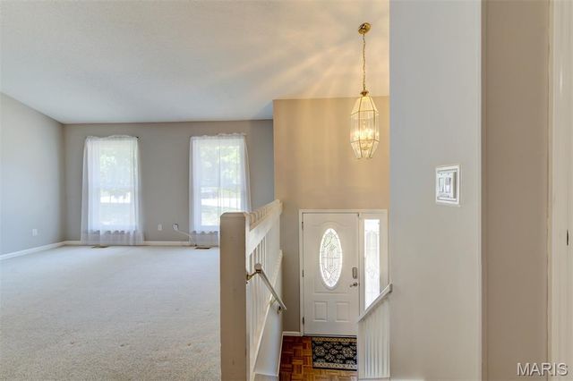 813 Edgewood Drive, Lake St Louis, MO 63367