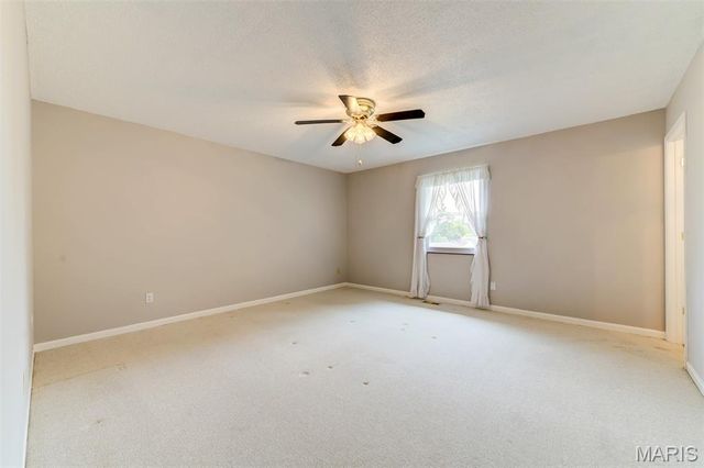 813 Edgewood Drive, Lake St Louis, MO 63367