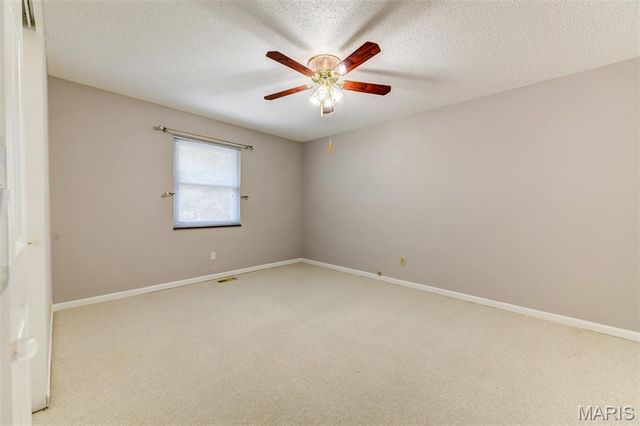813 Edgewood Drive, Lake St Louis, MO 63367