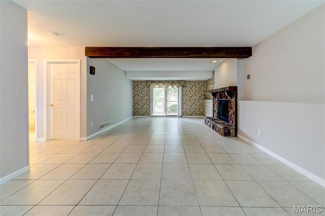 813 Edgewood Drive, Lake St Louis, MO 63367