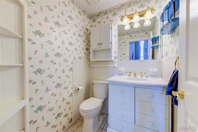 813 Edgewood Drive, Lake St Louis, MO 63367