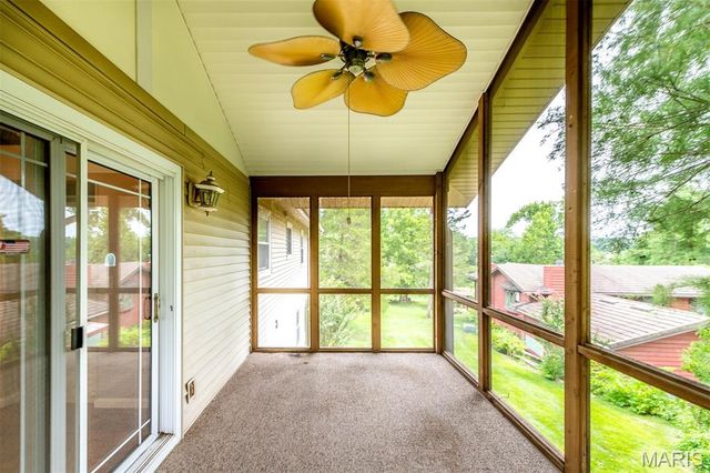 813 Edgewood Drive, Lake St Louis, MO 63367