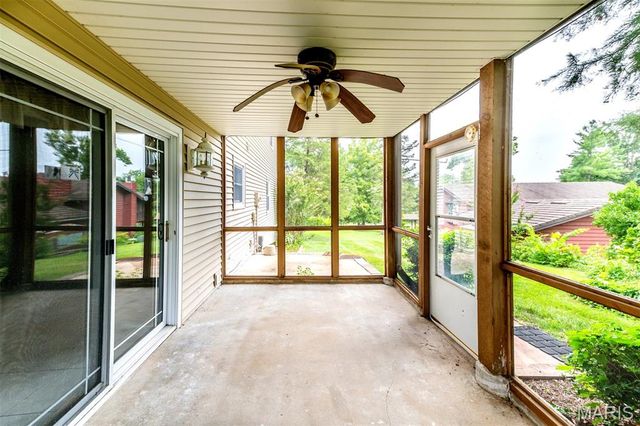 813 Edgewood Drive, Lake St Louis, MO 63367