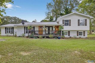 335 Dogwood Trail, Boaz, AL 35956