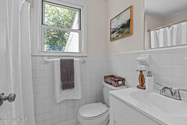 426 Nelson Drive, Jacksonville, NC 28540