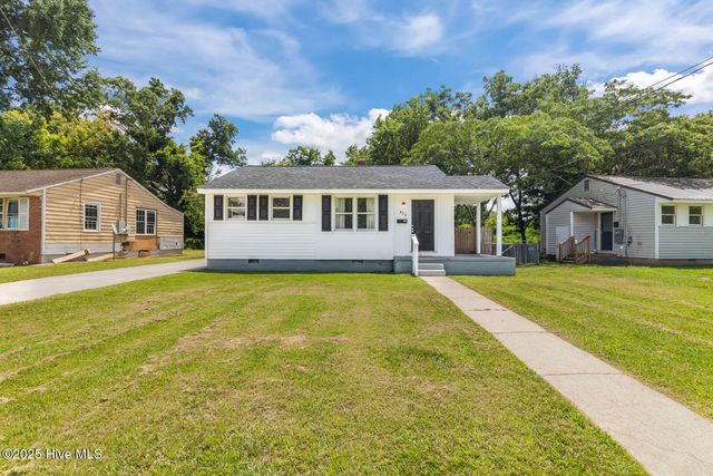 426 Nelson Drive, Jacksonville, NC 28540