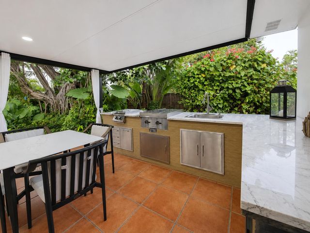 4201 Fillmore Street, Hollywood, FL 33021