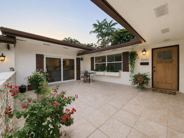 4201 Fillmore Street, Hollywood, FL 33021