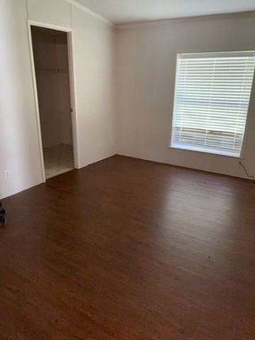 2225 County Road 700, Farmersville, TX 75442