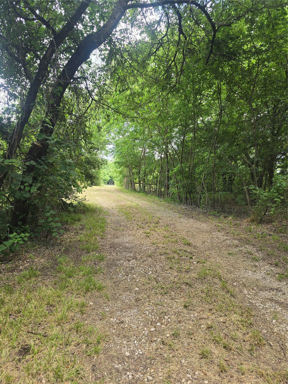 2225 County Road 700, Farmersville, TX 75442