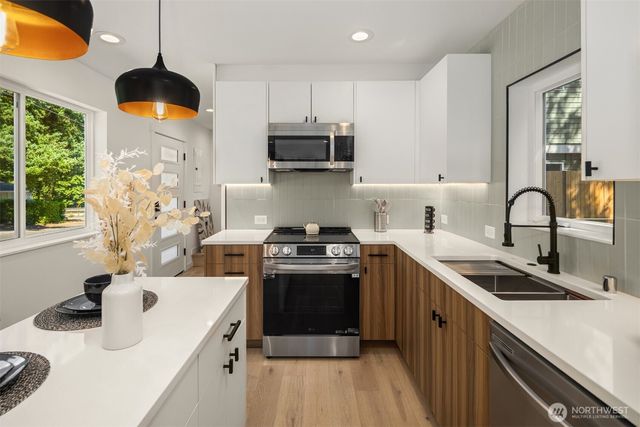 3847 NE 88th Street, Seattle, WA 98115