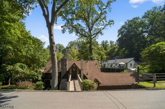 46 Glenside Trl, Sparta Twp., NJ 07871