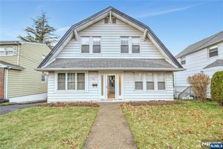 348 Orchard Terrace 2, Bogota, NJ 07603