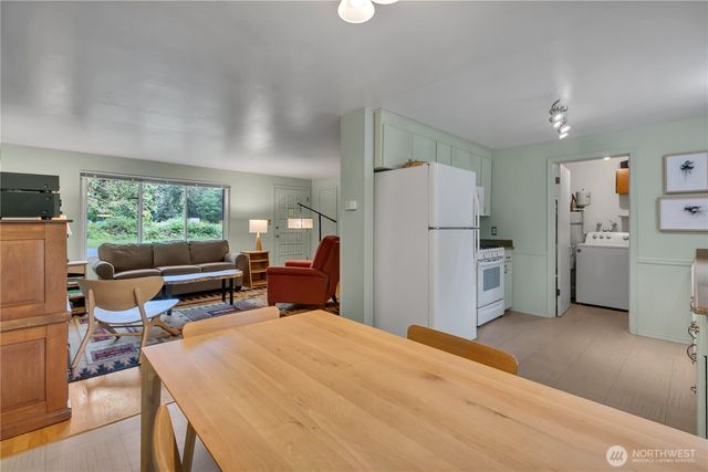 35413 11th Avenue SW, Federal Way, WA 98023