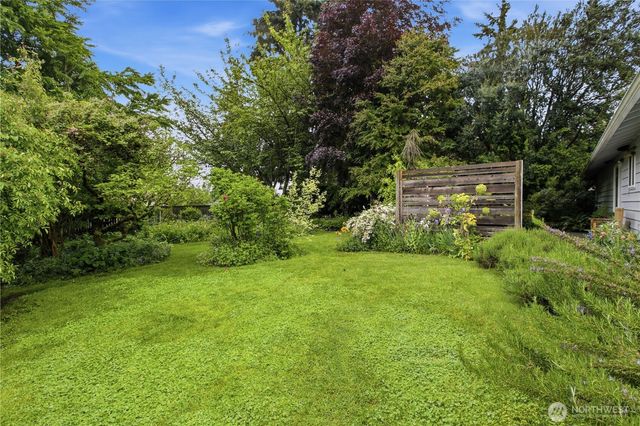 35413 11th Avenue SW, Federal Way, WA 98023