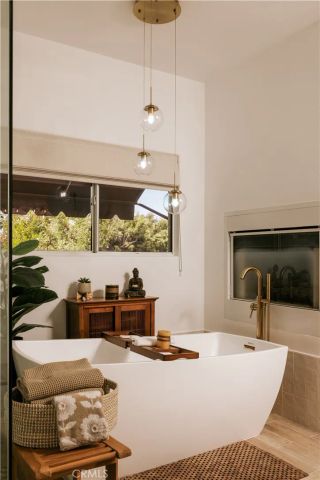 14709 Otsego, Sherman Oaks, CA 91403