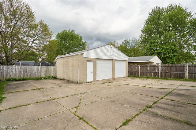 1451 Grand Boulevard, Barberton, OH 44203